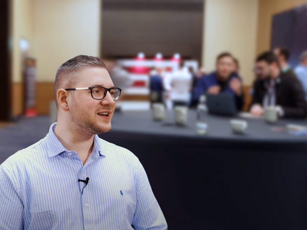 Tim R., Unternehmer aus Rheinland-Pfalz mit eigenem Franchise-System, berichtet über seine Erfahrung mit dem Steuer Coaching von Alex Fischer